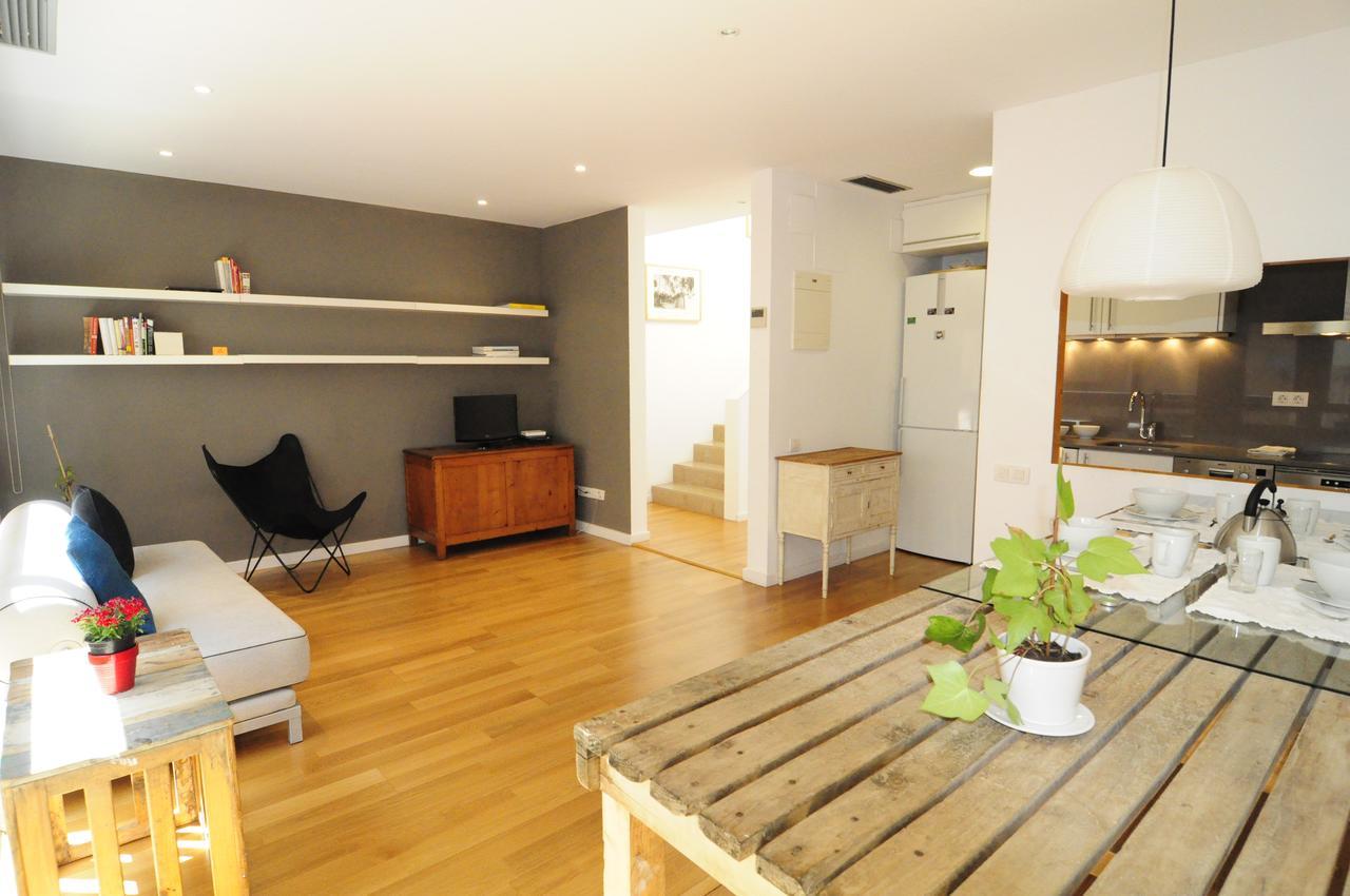 Ferienwohnung Rentbcn Gracia Deluxe Barcelona Exterior foto